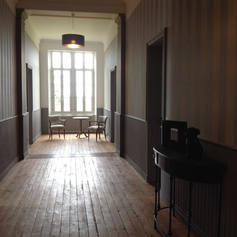 캐딜락 Chateau Fauchey B&B 외부 사진