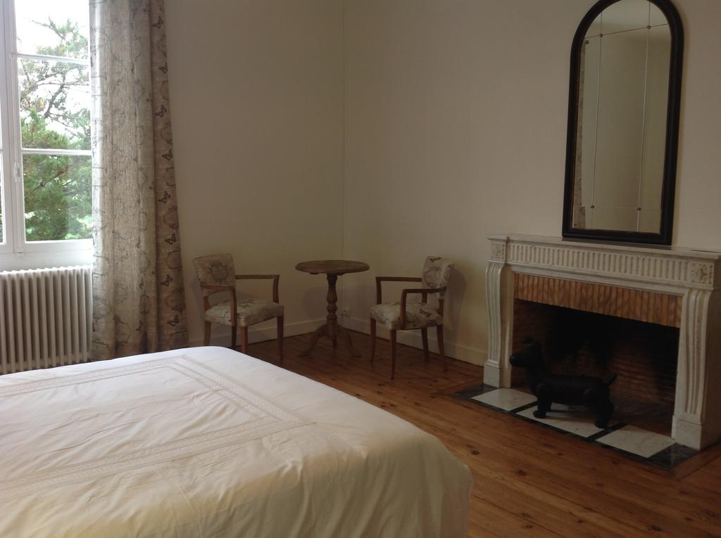 캐딜락 Chateau Fauchey B&B 외부 사진
